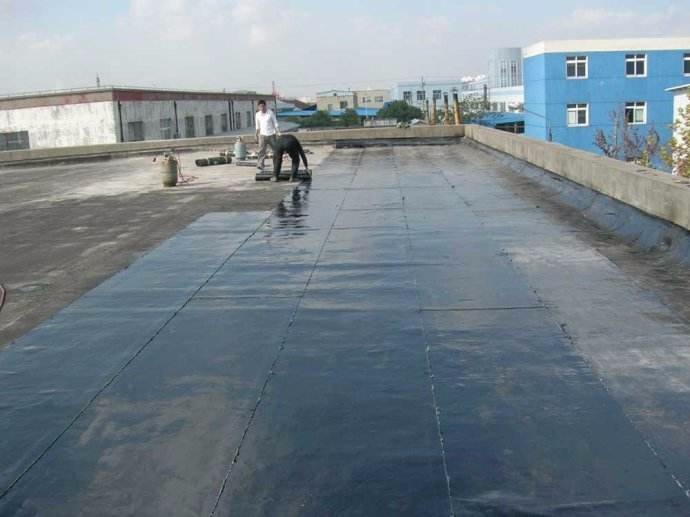 屋面防水材料選用時(shí)要注意哪些？