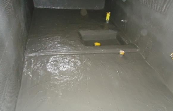 聚合物水泥基防水涂料如何使用？